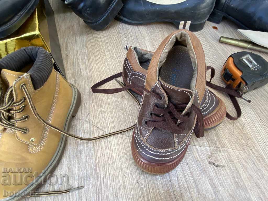 10407. CHILDREN'S LEATHER SHOES - 5 10407. CHILDREN'S LEATHER SHOES - 5