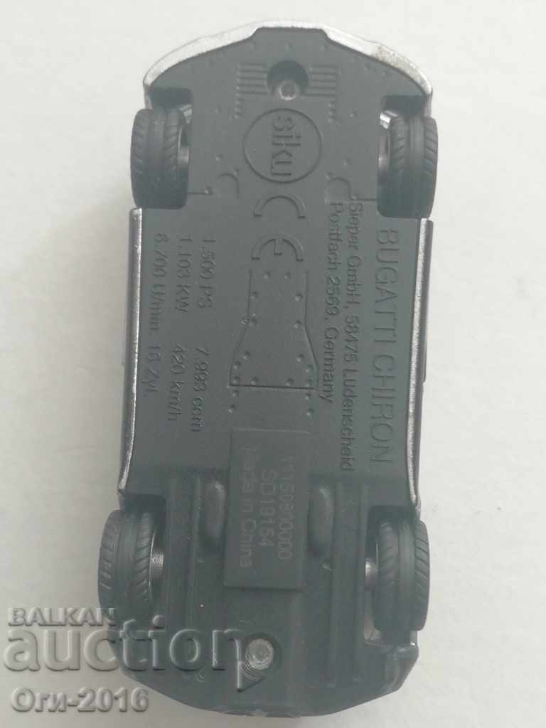 Collectible car, model of Bugatti Chiron - 7 Collectible car, model of Bugatti Chiron - 7