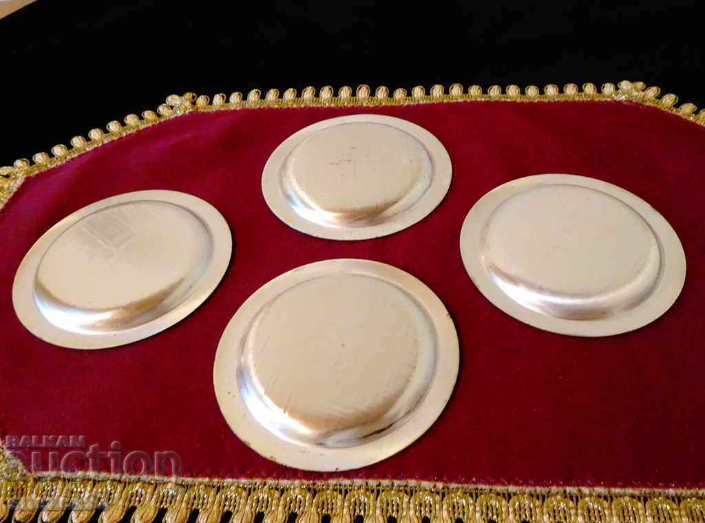 Auction In Vino Veritas, silver-plated plates, coasters. Auction In Vino Veritas, silver-plated plates, coasters.