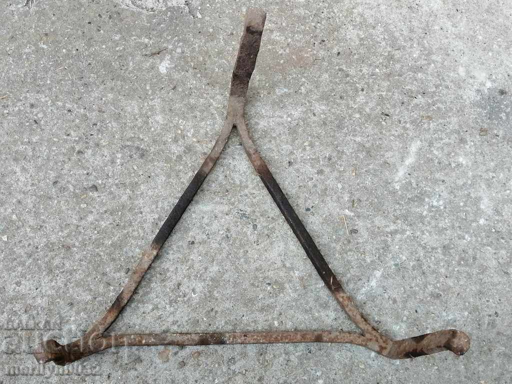 Delivery of Old forged sazek, wrought iron, primitive Delivery of Old forged sazek, wrought iron, primitive