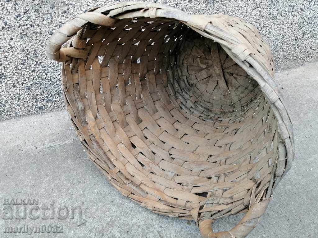 Аукцион Стар плетен кош дървения, кошница панер плетен съд Аукцион Стар плетен кош дървения, кошница панер плетен съд