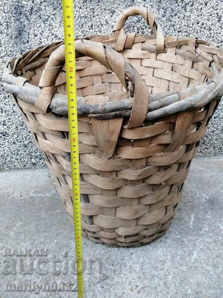 Доставка на Стар плетен кош дървения, кошница панер плетен съд Доставка на Стар плетен кош дървения, кошница панер плетен съд