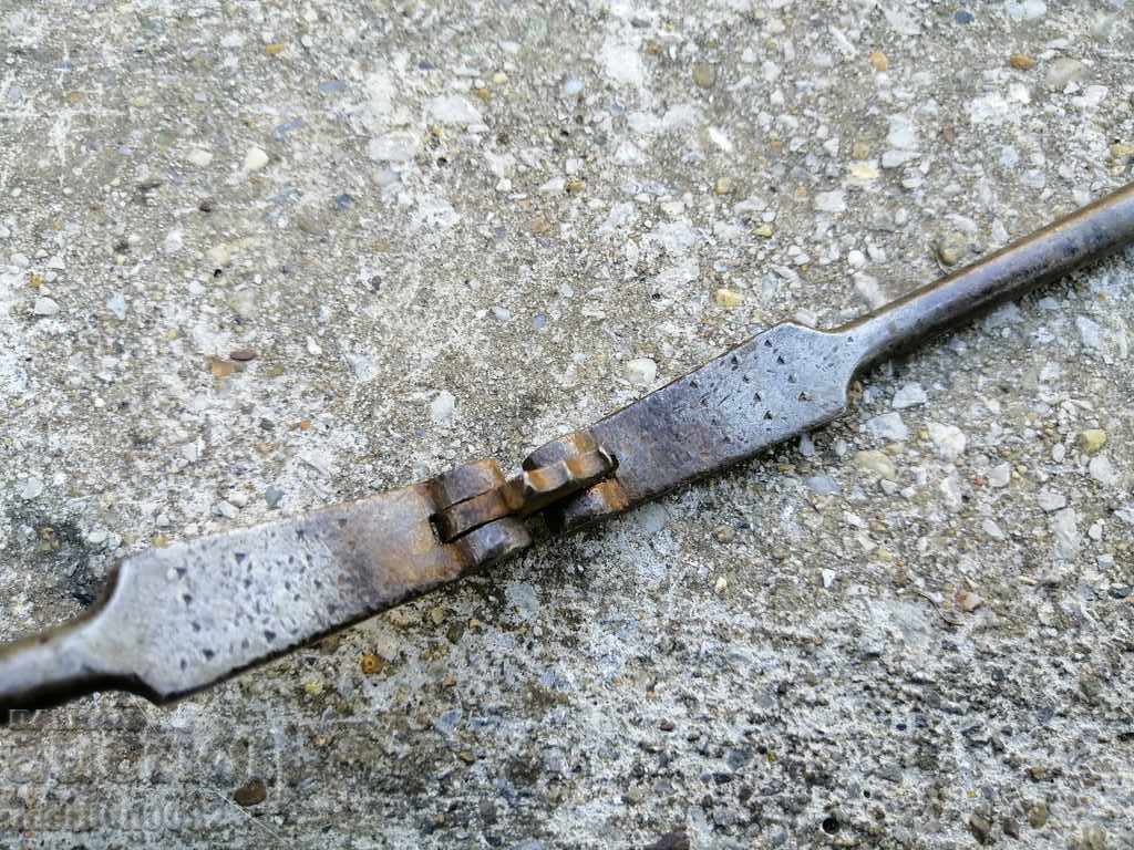 Pliers for breaking hazelnuts - 5 Pliers for breaking hazelnuts - 5