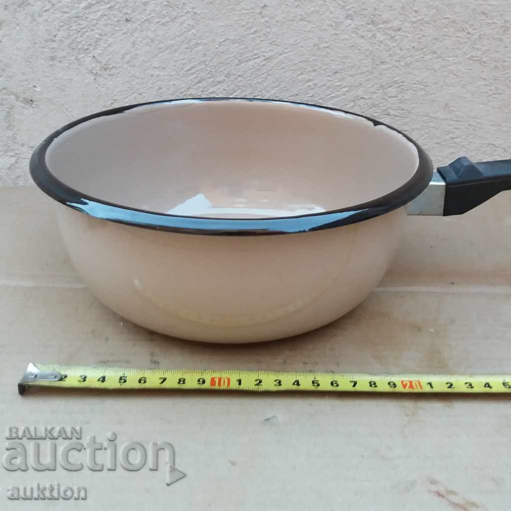 SOC. ENAMELED SEMI-TRAILER, SOLID METAL with price 8.99 BGN | € 4.60