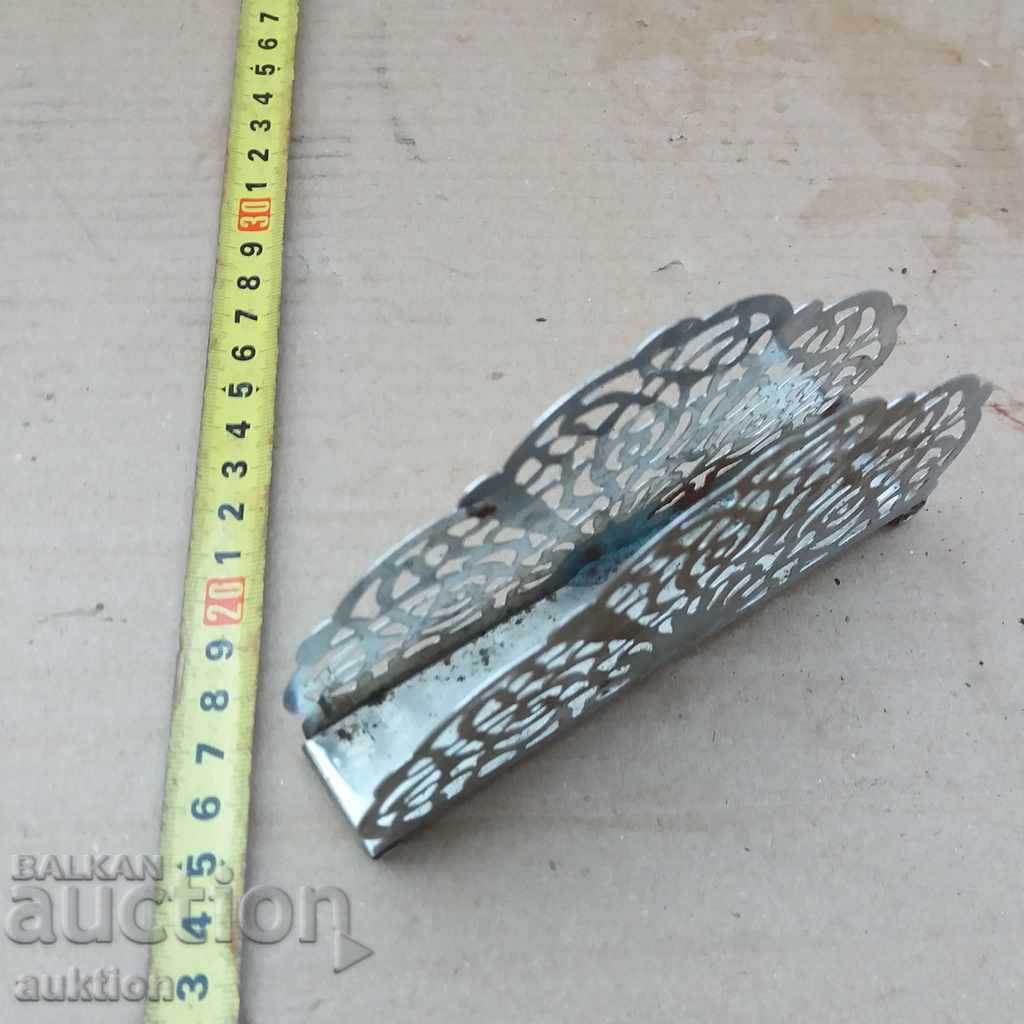 Delivery of OLD METAL NAPKIN Delivery of OLD METAL NAPKIN