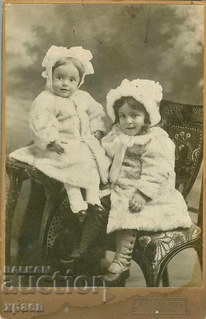 FOTO VECHE - CARTON - V. BABADZHOV - SOFIA - 1764 FOTO VECHE - CARTON - V. BABADZHOV - SOFIA - 1764