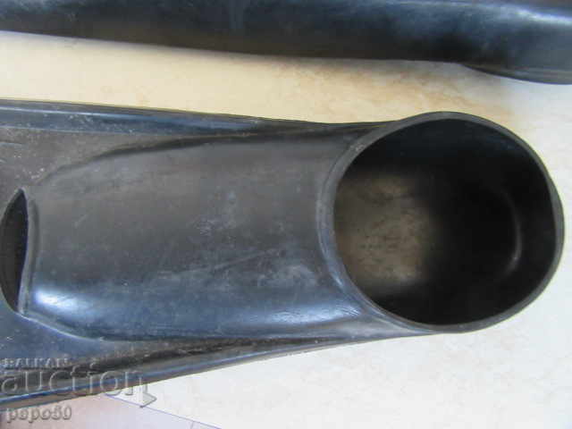 Livrarea FLORI DE PLĂCER "DELFIN" DE LA SOCIALISM - Nr. 40-42