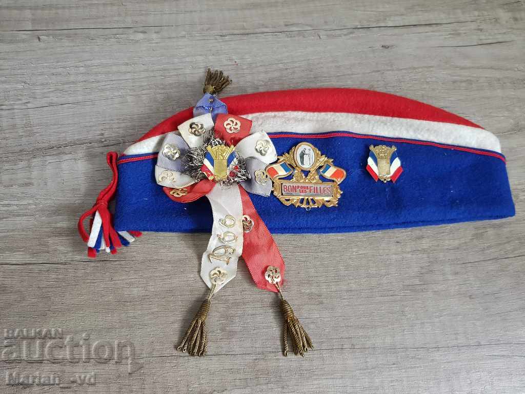 Delivery of An old military hat Delivery of An old military hat