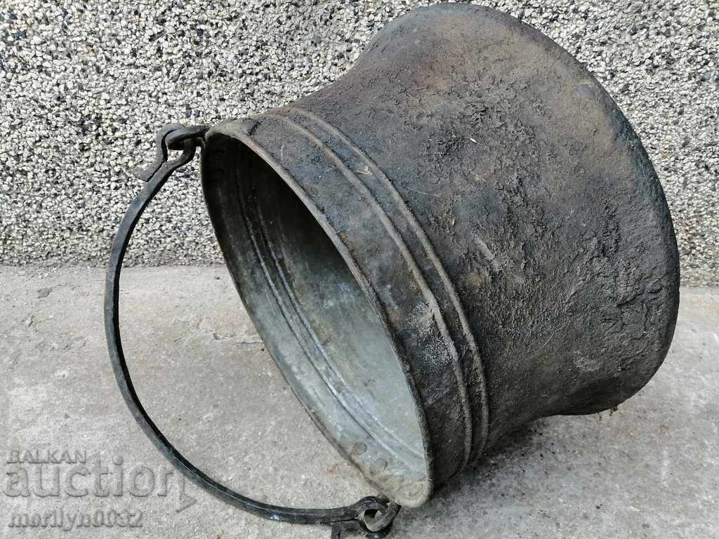 Δημοπρασία Παλιά Hara, χάλκινο σκεύος, ένα μεγάλο λέβητα, χαλκό, λέβητα πλύση Δημοπρασία Παλιά Hara, χάλκινο σκεύος, ένα μεγάλο λέβητα, χαλκό, λέβητα πλύση