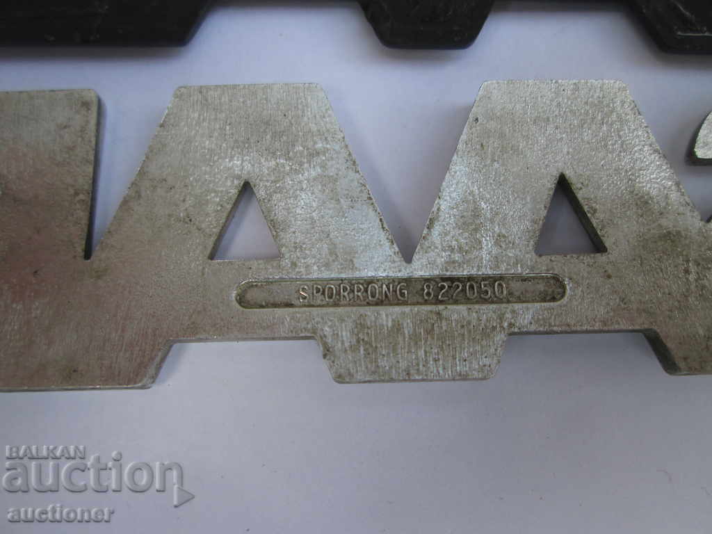 Auction EMBLEMS FOR SAAB Auction EMBLEMS FOR SAAB
