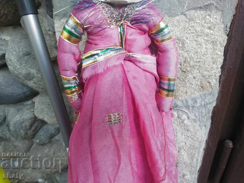 Old Indian Theater Doll. with price 50.00 BGN | € 25.56 Old Indian Theater Doll. with price 50.00 BGN | € 25.56
