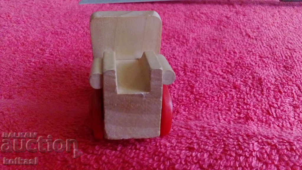 Παλιό ξύλινο μοντέλο παιχνιδιών - 5