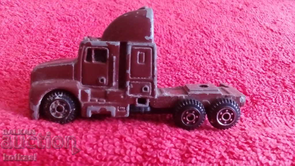 Old toy model Truck Tire metal plastic with price 4.50 BGN | € 2.30 Old toy model Truck Tire metal plastic with price 4.50 BGN | € 2.30