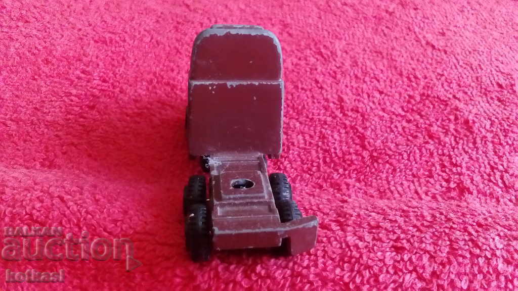 Old toy model Truck Tire metal plastic - 5 Old toy model Truck Tire metal plastic - 5