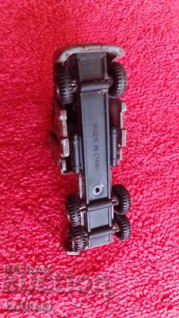 Old toy model Truck Tire metal plastic - 6 Old toy model Truck Tire metal plastic - 6