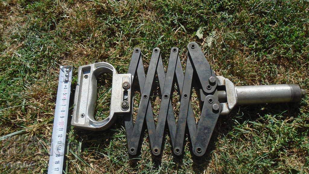 THREAD - ACCORDION - GERMAN - 6 THREAD - ACCORDION - GERMAN - 6