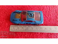 Стара играчка модел NOVACAR