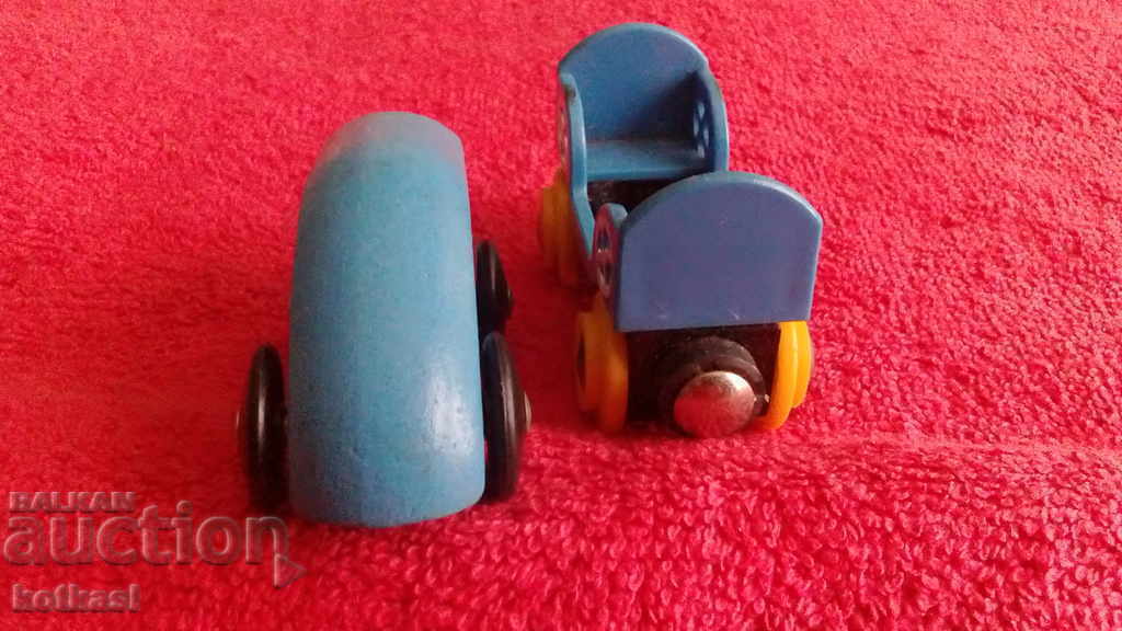 Auction Old wooden toy model Train Wagon Auction Old wooden toy model Train Wagon
