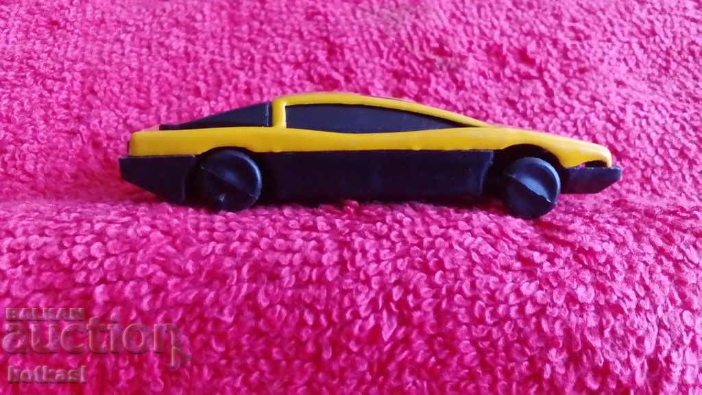 Delivery of Old small toy car China