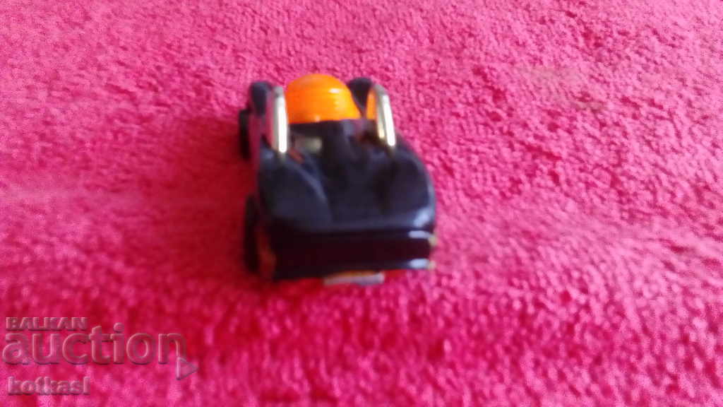 Auction Old small toy car model Thailand Hotwell Auction Old small toy car model Thailand Hotwell