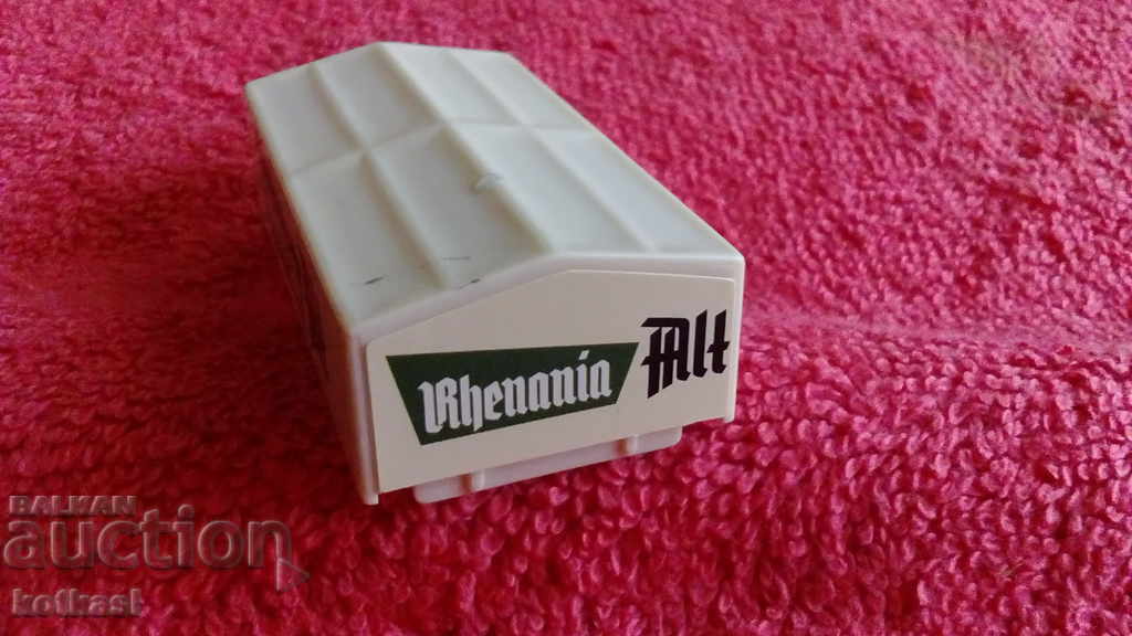 Old piece of toy plastic - 5 Old piece of toy plastic - 5