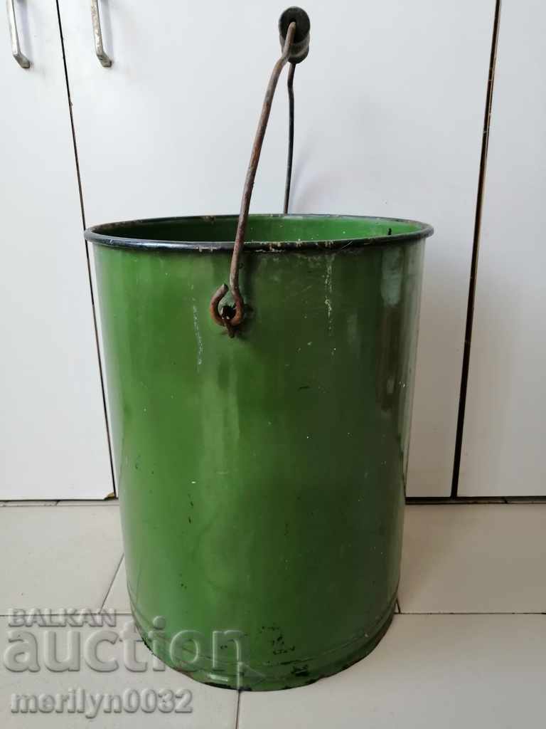 Gum with handle enameled container bucket enamel USSR 1951 with price 44.00 BGN | € 22.50