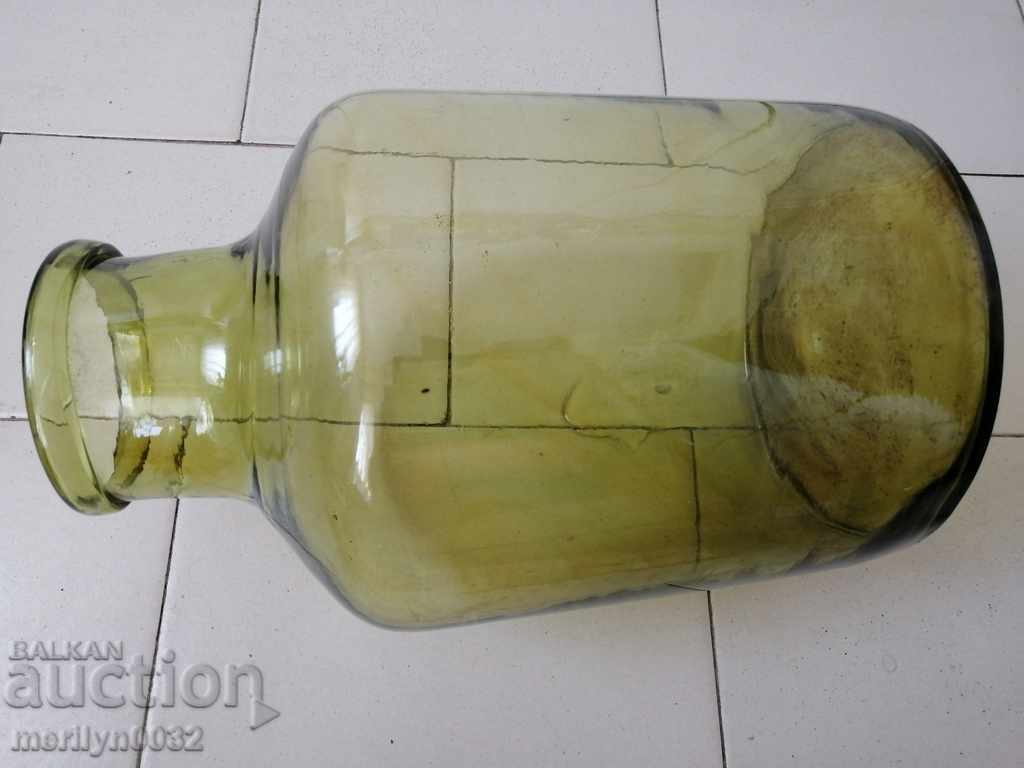 An old burnt jar - 6