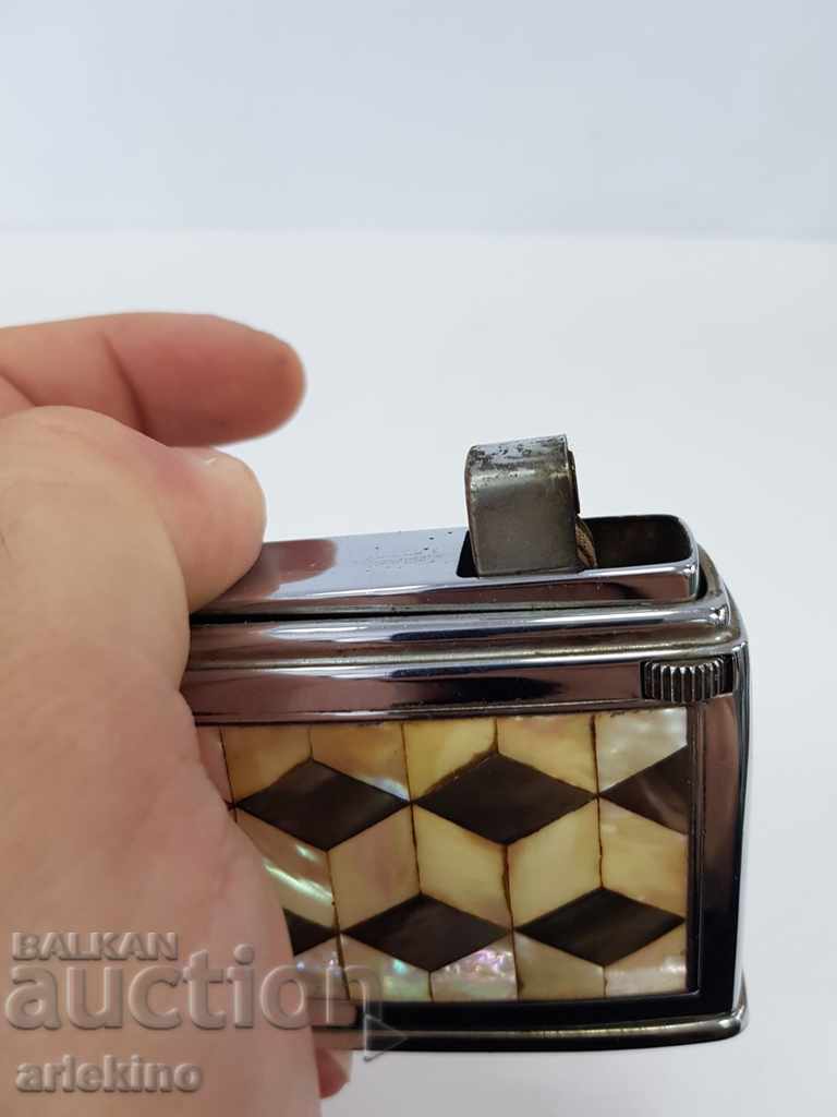 Old collector table lighter FISHER BUTANE - 5 Old collector table lighter FISHER BUTANE - 5