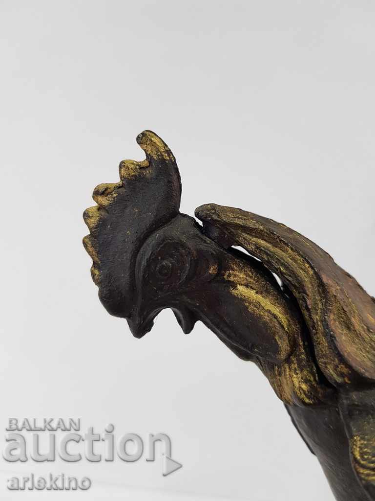 Collectible metal statuette of a rooster that opens with price 65.00 BGN | € 33.23 Collectible metal statuette of a rooster that opens with price 65.00 BGN | € 33.23