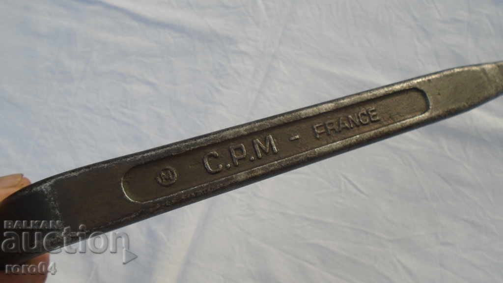 Auction BAR - MICHELIN - FRANCE Auction BAR - MICHELIN - FRANCE