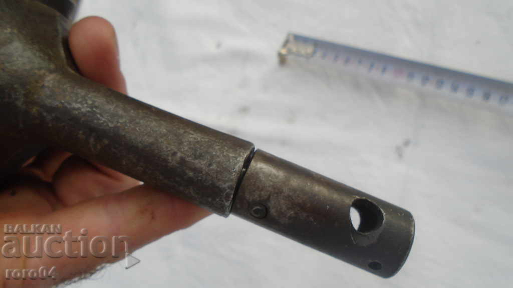 UNIQUE SCREW - BREAKING - WW II - 6 UNIQUE SCREW - BREAKING - WW II - 6