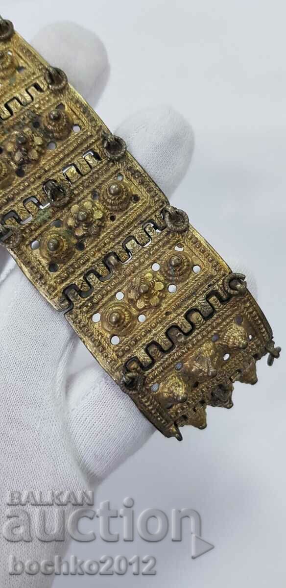 Licitație Bratara renascentista din argint aurit din Bulgaria, secolul al XIX-lea.