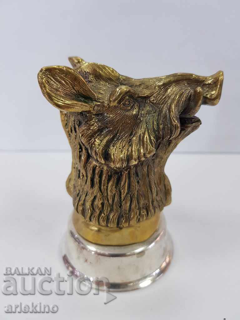 Όμορφο συλλεκτικό κύπελλο με το κεφάλι του κάπρου με τιμή 120.00 BGN | € 61.36 Όμορφο συλλεκτικό κύπελλο με το κεφάλι του κάπρου με τιμή 120.00 BGN | € 61.36