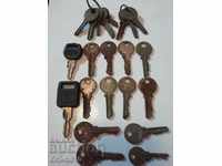 Old Secret Keys 22 pieces