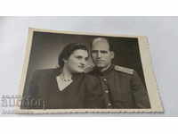 Carte poștală Căpitan cu soția sa Samokov 1952