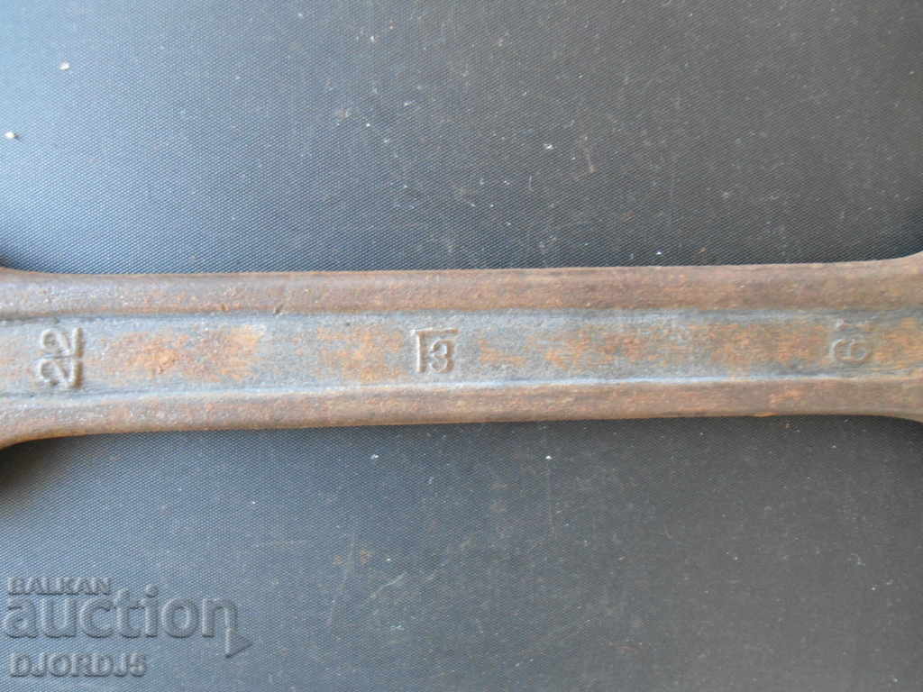 Δημοπρασία Παλιό κλειδί 19-22, σημάδια Δημοπρασία Παλιό κλειδί 19-22, σημάδια