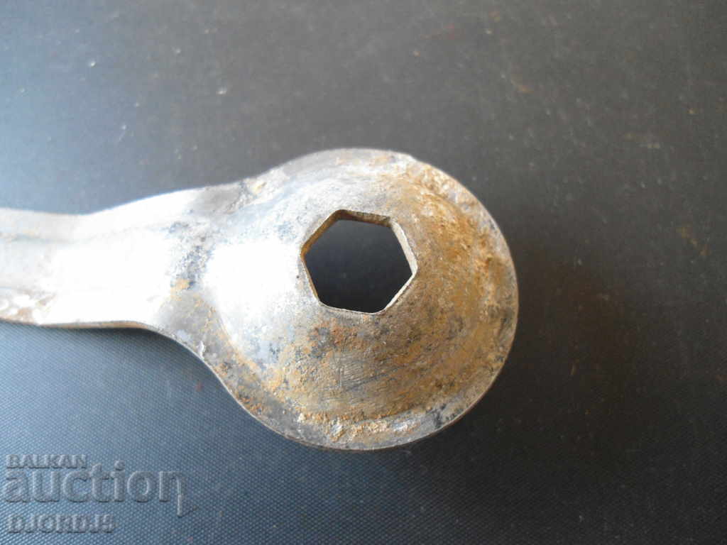 Delivery of Old key Delivery of Old key