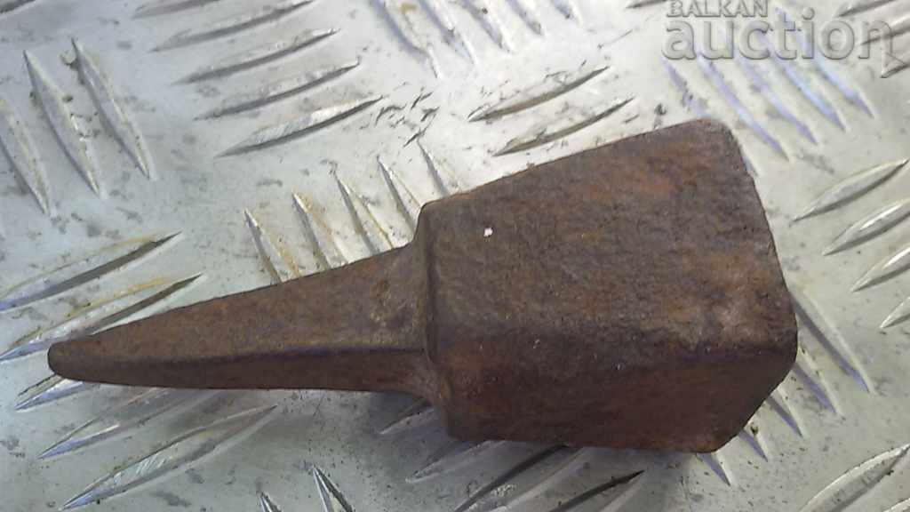 Delivery of an ancient primitive anvil