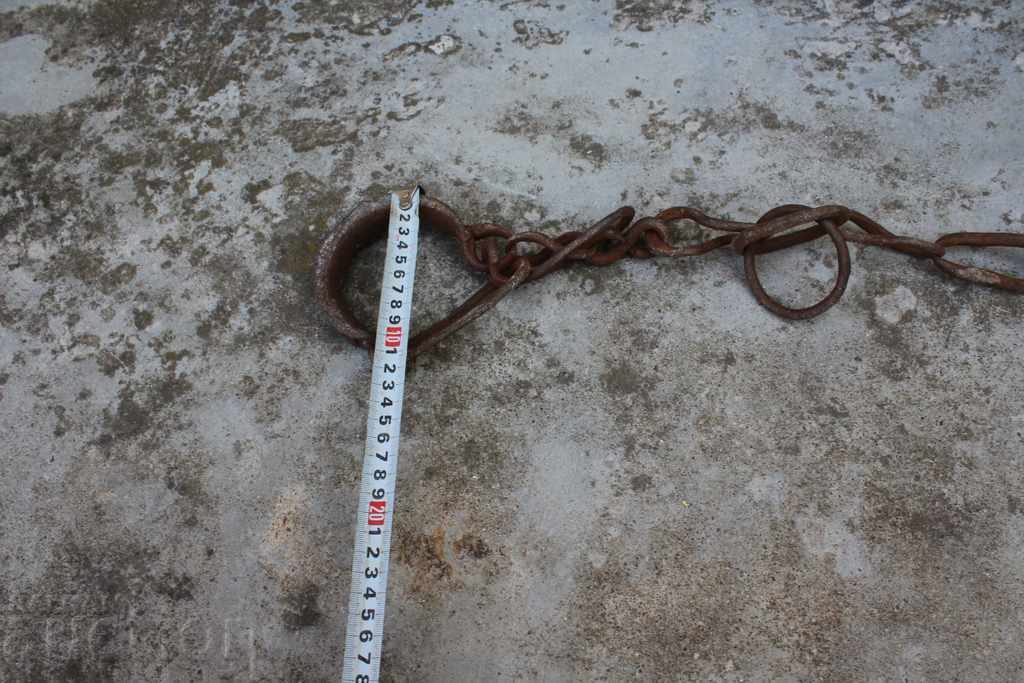 Auction OLD AUTHENTIC HAND-FORGED BUCKLES SHACKLES FETTERS HANDCUFFS Auction OLD AUTHENTIC HAND-FORGED BUCKLES SHACKLES FETTERS HANDCUFFS