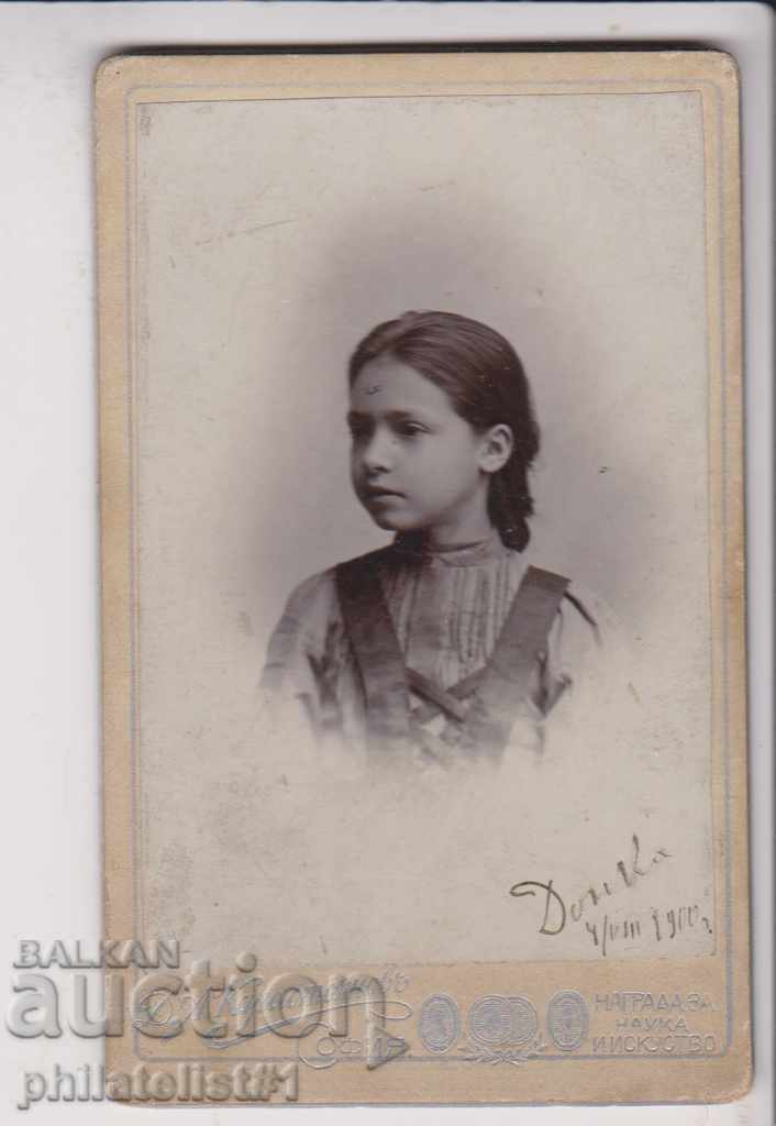 OLD PHOTO about 1900 girl solution 7:10 cm CDV