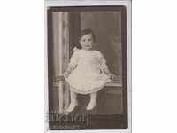 СТАРА СНИМКА около 1911 бебе-момче с рокличка р-р 9:14 см. С
