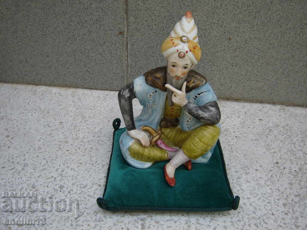 OLD PORCELAIN OLD PORCELAIN