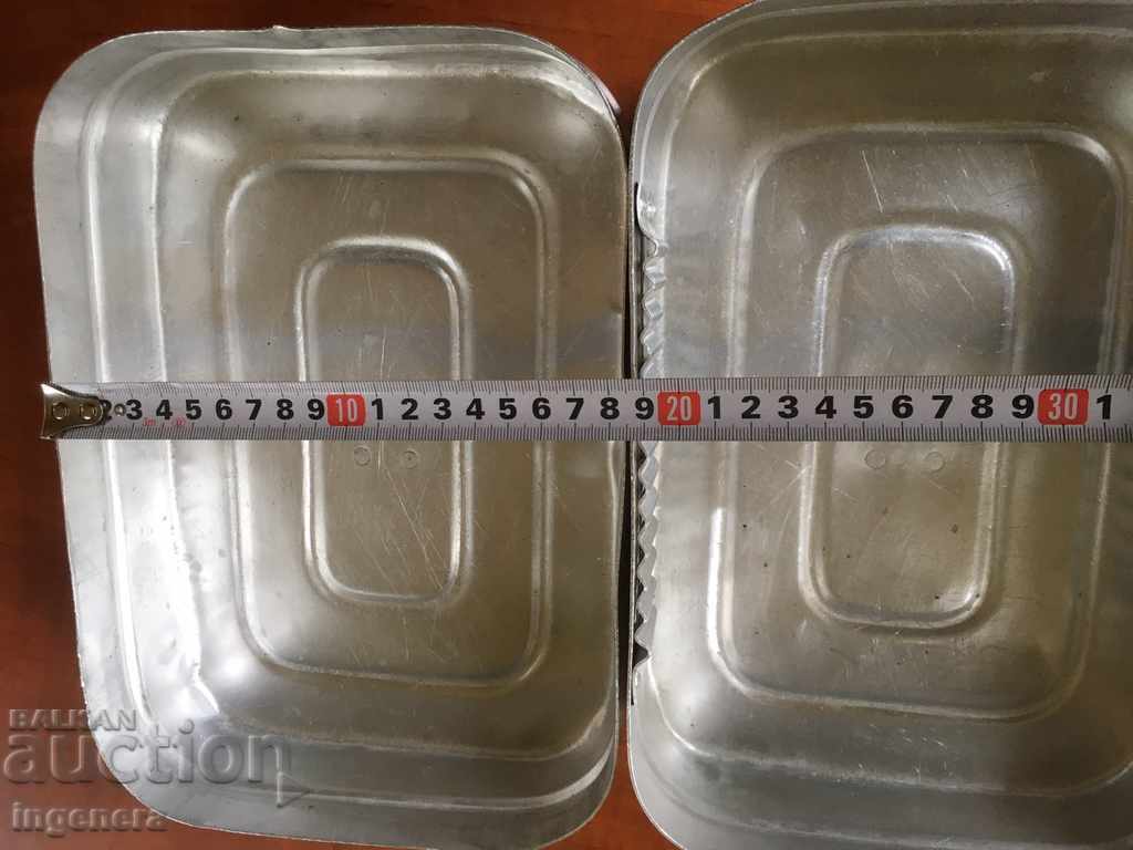 Auction LARGE OLD ALUMINUM BOX Auction LARGE OLD ALUMINUM BOX