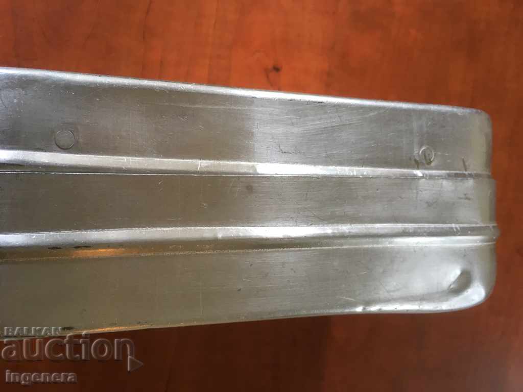 LARGE OLD ALUMINUM BOX - 5 LARGE OLD ALUMINUM BOX - 5