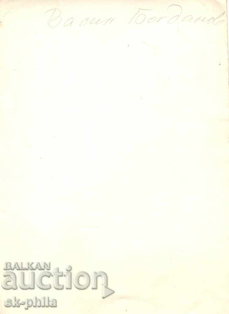 Old photo - Todor Zhivkov and functionary Vasil Bogdanov with price 4.00 BGN | € 2.05 Old photo - Todor Zhivkov and functionary Vasil Bogdanov with price 4.00 BGN | € 2.05