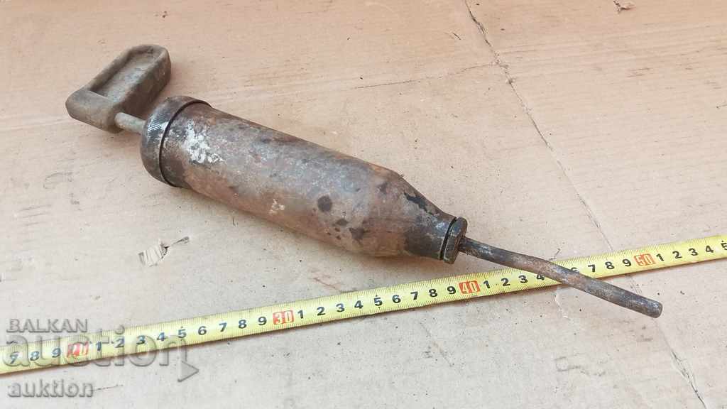 GRESSOR VECHI - METAL MILITAR MUNCITOR - 6 GRESSOR VECHI - METAL MILITAR MUNCITOR - 6