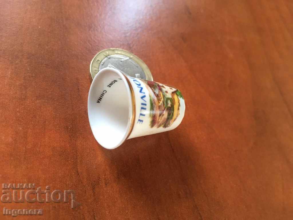 Thimble porcelain with price 5.00 BGN | € 2.56 Thimble porcelain with price 5.00 BGN | € 2.56