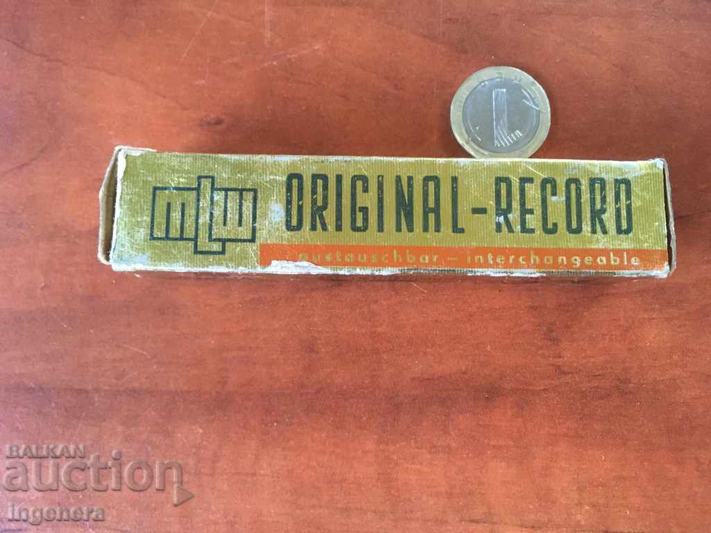 Delivery of COLLECTOR GLASS COLLECTOR'S OLD Delivery of COLLECTOR GLASS COLLECTOR'S OLD