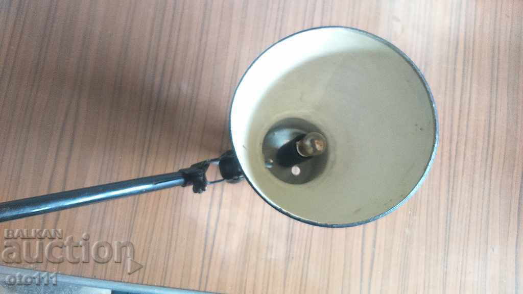 LAMPĂ VECHE PLUTITORĂ - 6 LAMPĂ VECHE PLUTITORĂ - 6