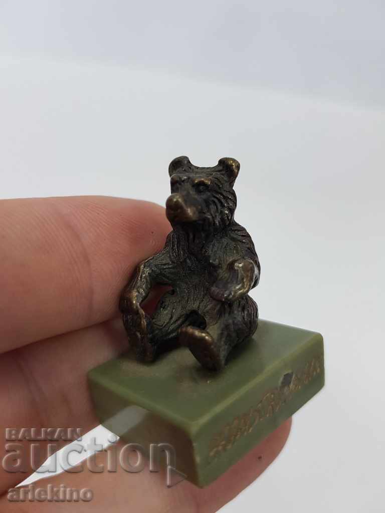 Figurină de colecție cu urs rus din bronz PROMSTROIBANK cu preț 85.00 BGN | € 43.46